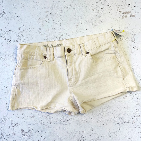 Madewell Ivory Cream Raw Hem Denim Summer Shorts Size 29 - Picture 2 of 4